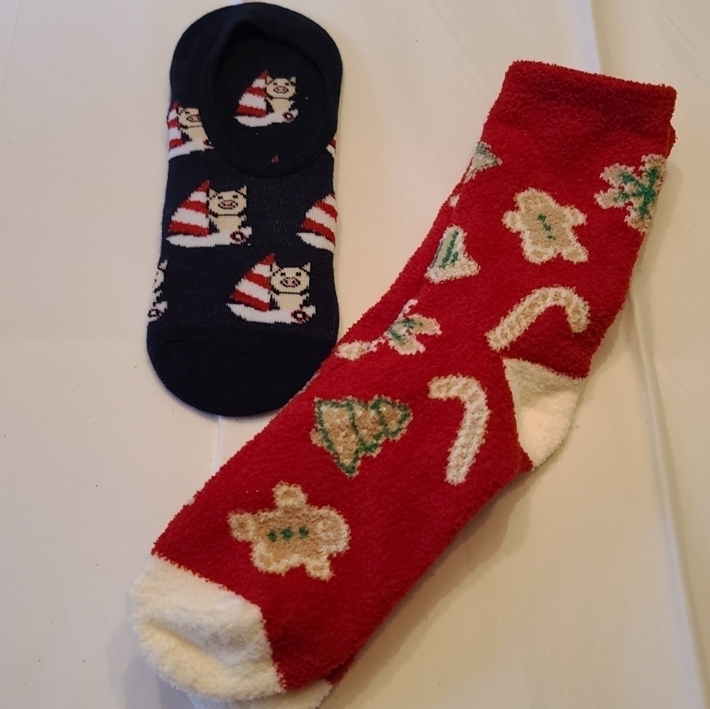 New 2 Pair Women's Christmas Socks